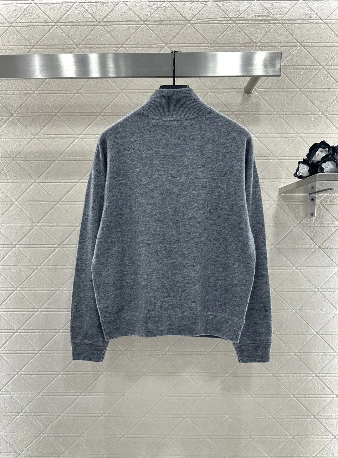 

2025 New Women's Stand up Collar Hoodie Half Open Knitted Sweater Wool Grey 580