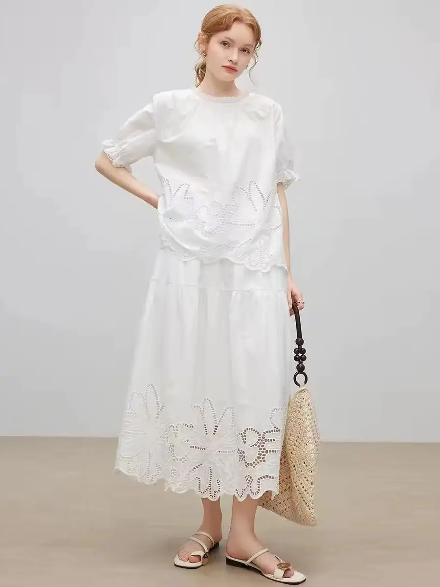 Elegant Pure Cotton Heavy Embroidery Top and Skirt Two-Piece Set