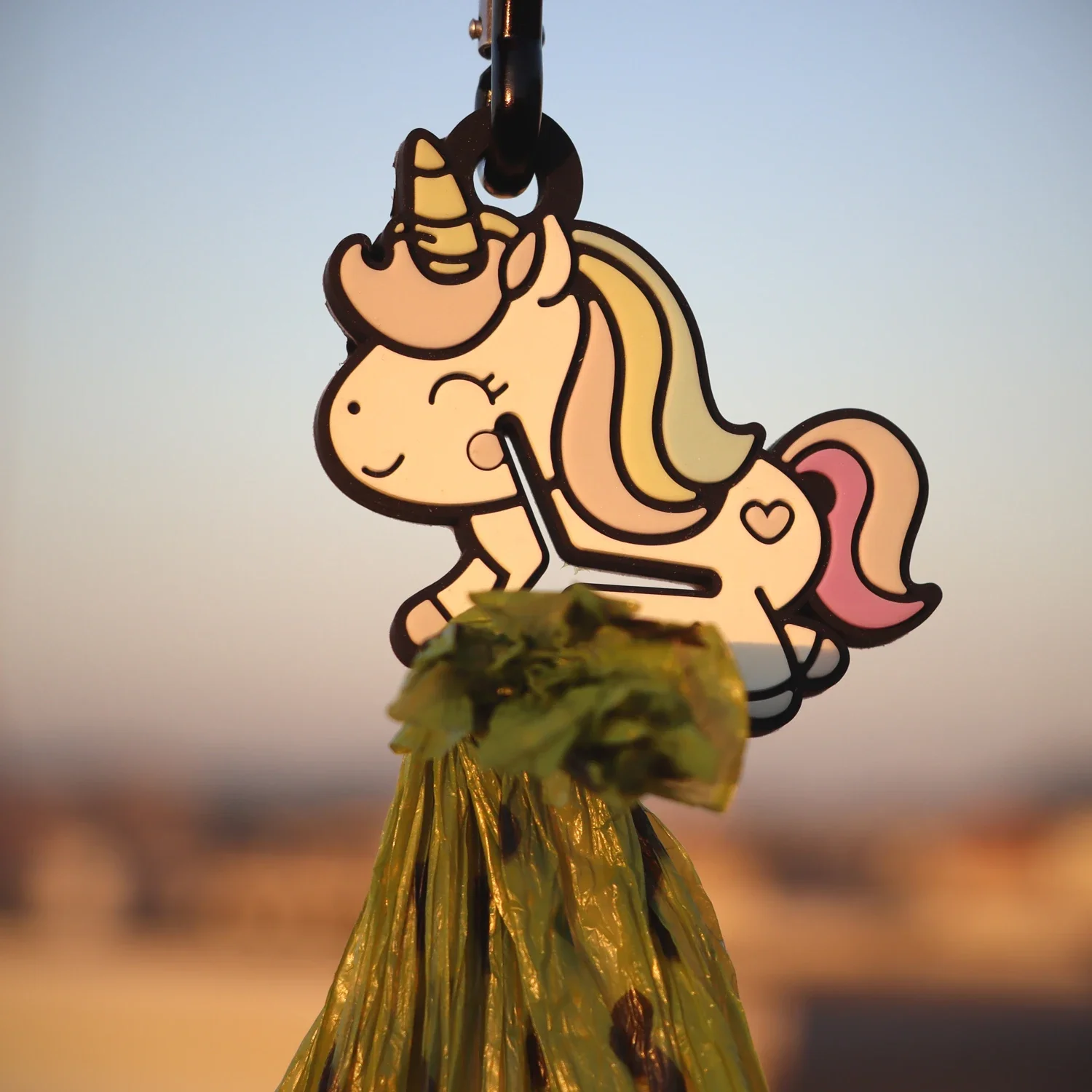 Clip de sac de merde pour animaux de compagnie en Pvc, support de sac de merde pour chien, distributeur de sacs de déchets, clip de sac de merde lumineux, produits de nettoyage