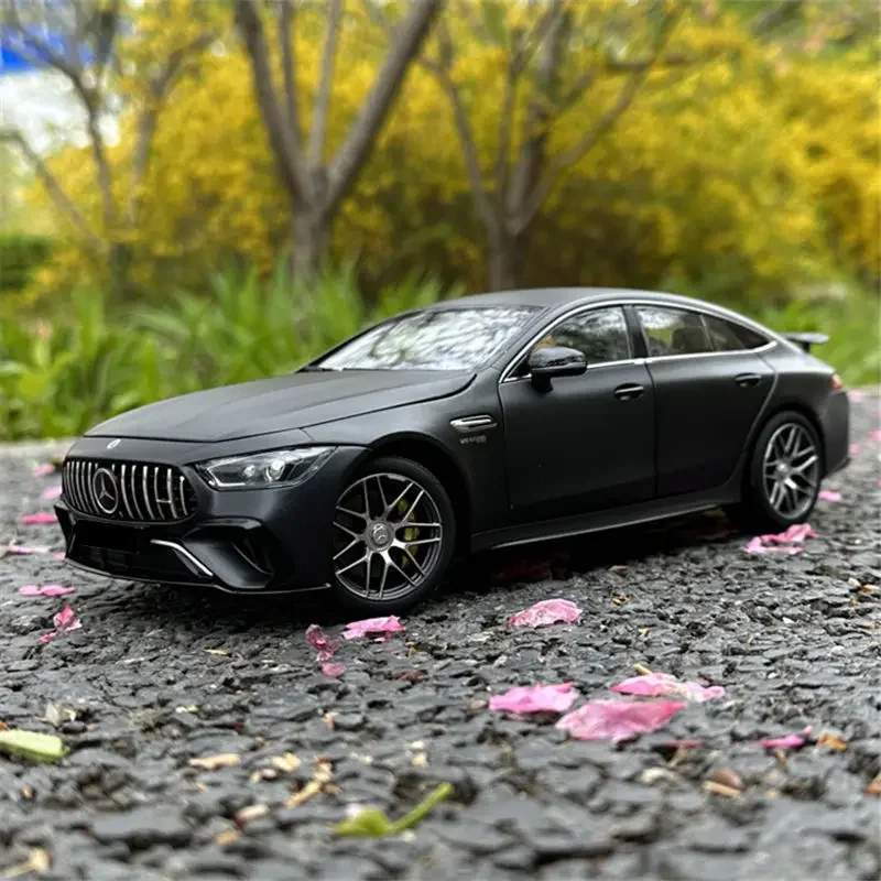 Modèle de voiture en alliage moulé sous pression GT63S Coupé, jouet en métal, collection de véhicules, son et lumière, haute simulation, cadeaux pour enfants, 1:32