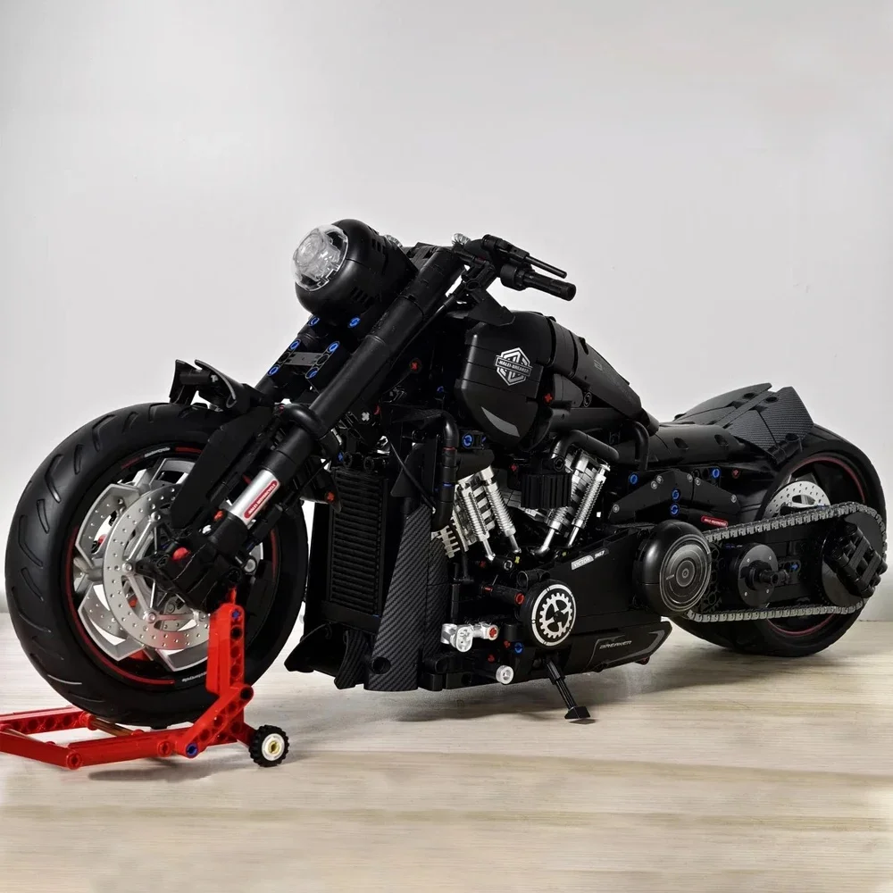 AliExpress Andole 1:5 Technical City Black Motorcycle Building Blocks High-Tech Locomotive Bike Model Bricks Toys For Kid Birthday Gift MOC