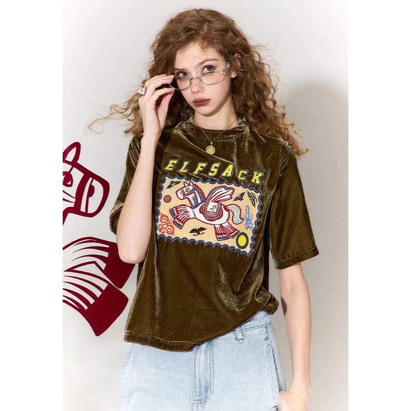 ELFSACK Whimsical Flying Horse Cloud Pattern Print Short Sleeve TShirt For Women
