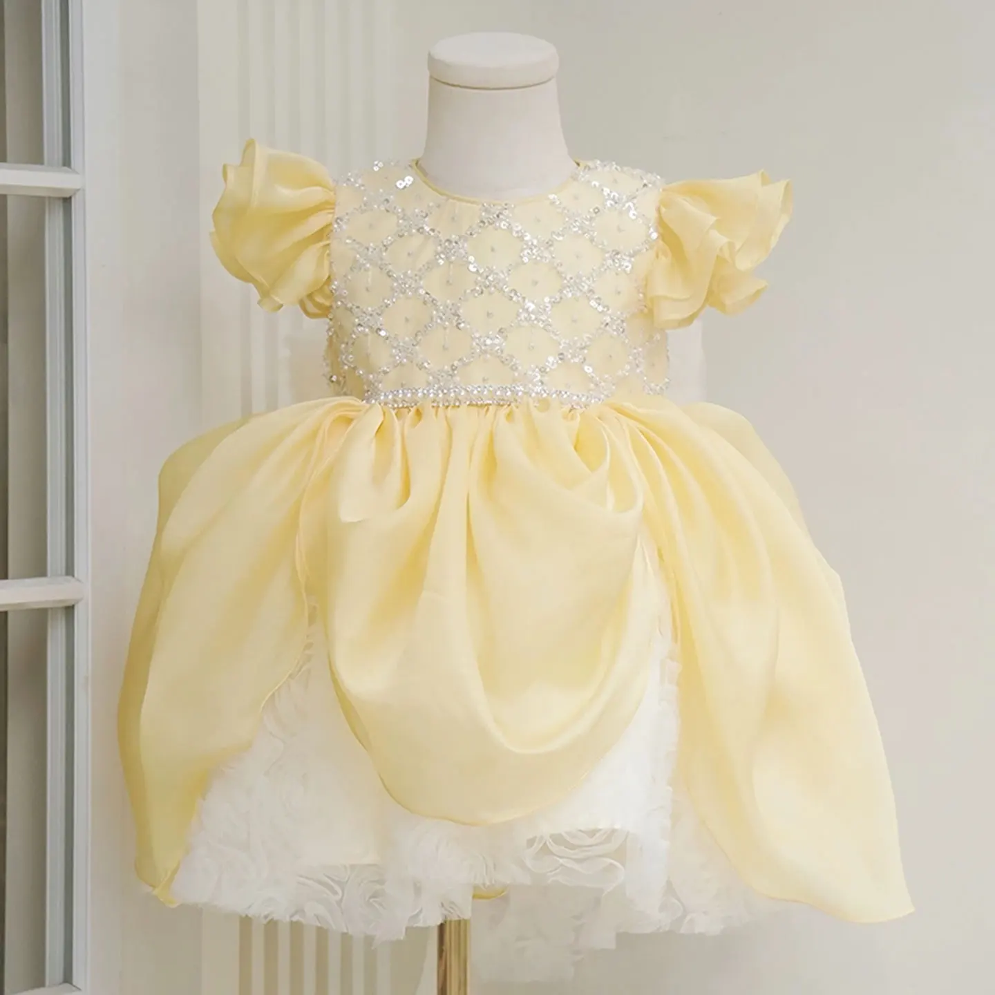 

Dreamy Vow Charming O-Neck Bowed Lace Sequined Bud Flower Girl Dress Wedding Evening Holiday Party Summer Short Ball Gown D065