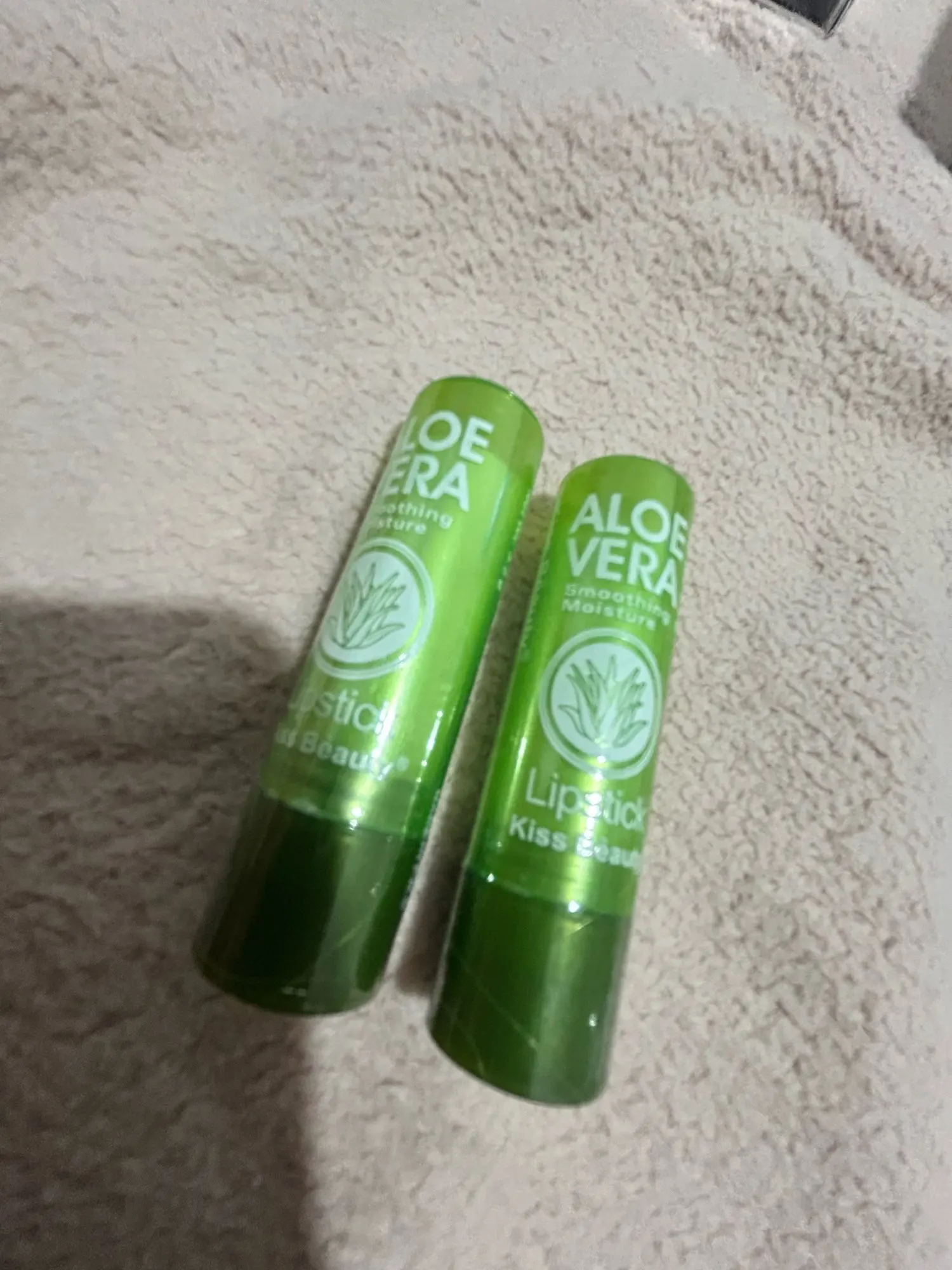 Aloe Vera Color-Changing Lipstick Long-Lasting, Moisturizing, Temperature-Activated Lip Balm, Fade-Resistant Nourishing Lip Care photo review