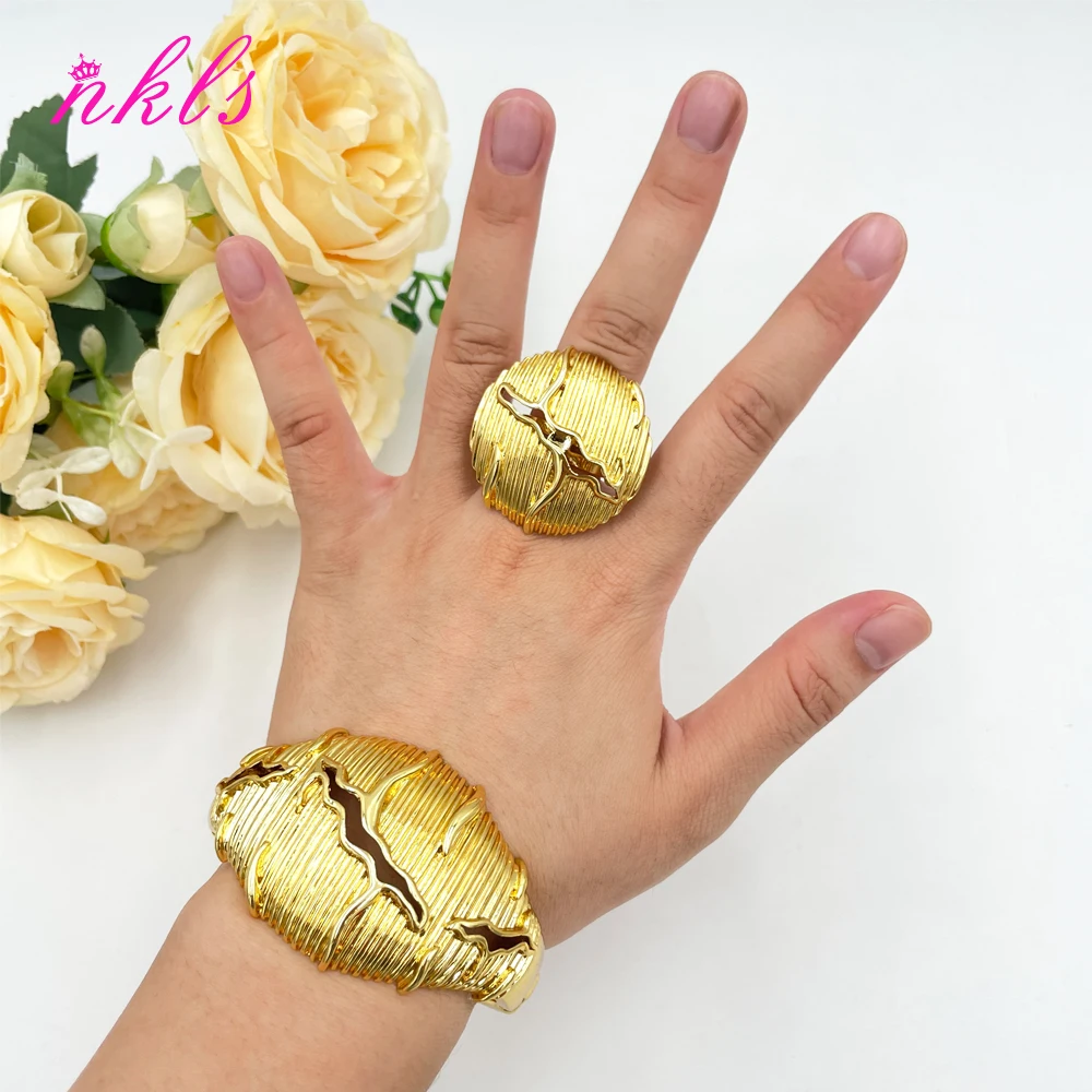 

Nigerian Gold Color Crack Design Bangle Ring Fashion Jewelry Set Ladies Women Bracelet Ring Luxury Banquet Arab Accessory Gift