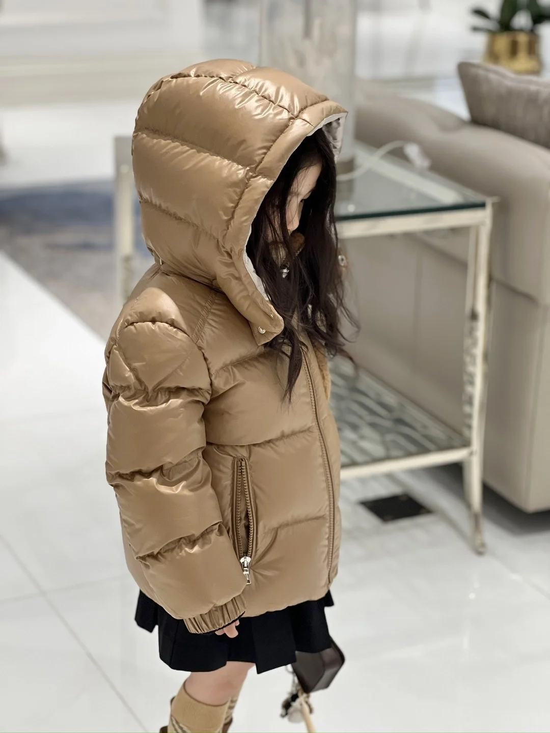 The new down jacket for 2024 winter can be detachable for both boys and girls.