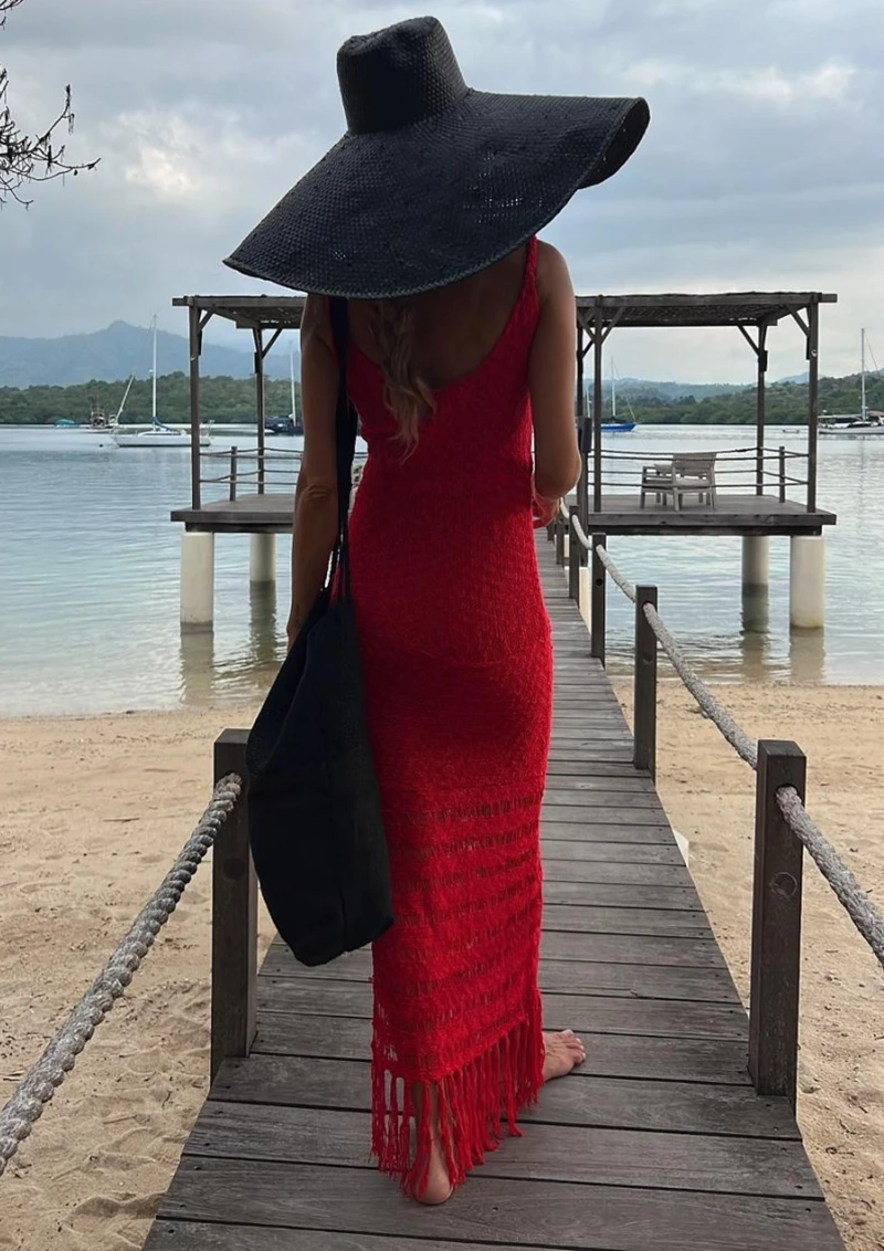 女性のセクシーなノースリーブバックレスマキシドレスタッセルかぎ針編みビーチカバーアップ水着ニットビキニ夏水着