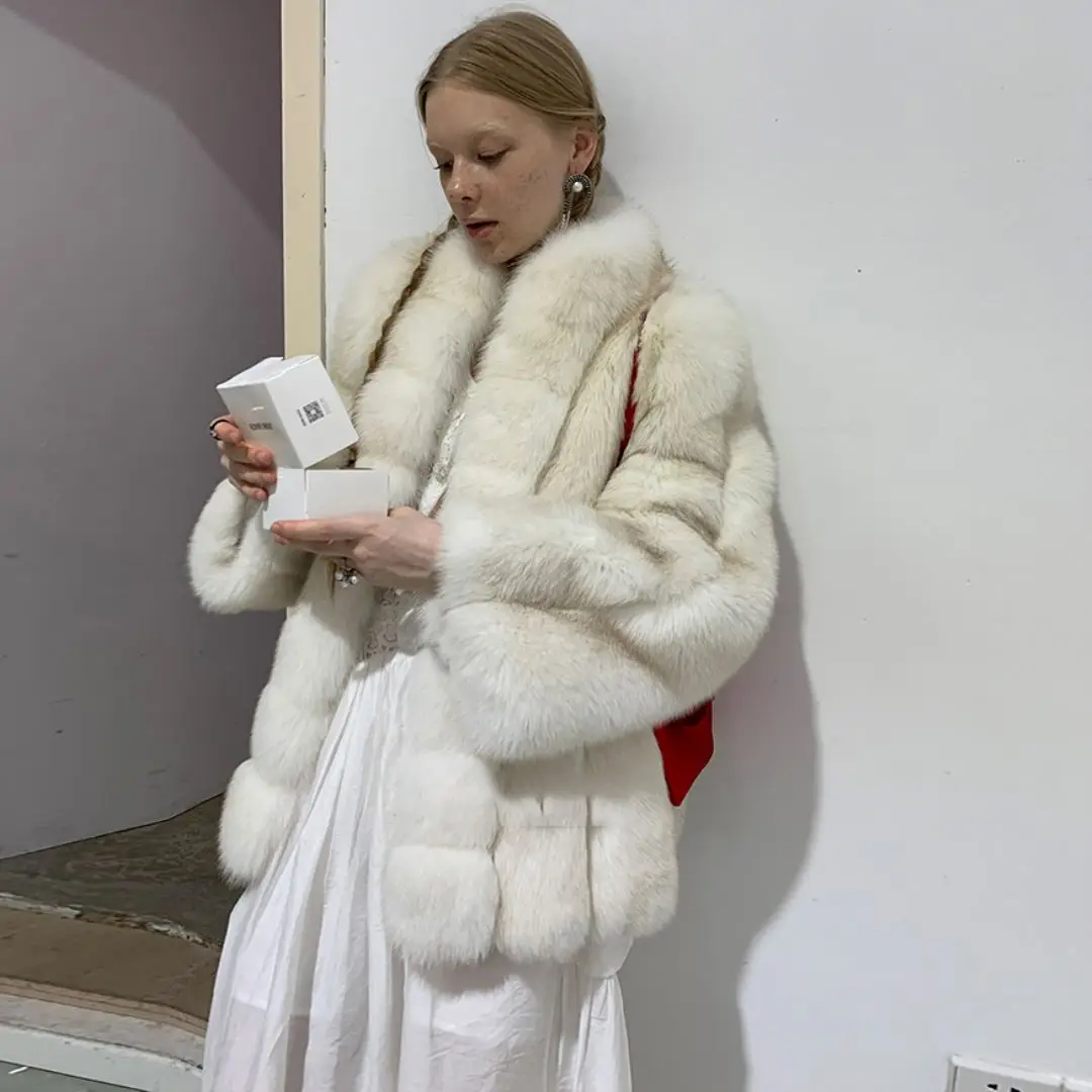 

Mid-length White Real Fox Fur Jacket V-neck New Trendy Full Pelt Genuine Fox Fur Coat Luxury Woman Natural Fur Overcoats Winter