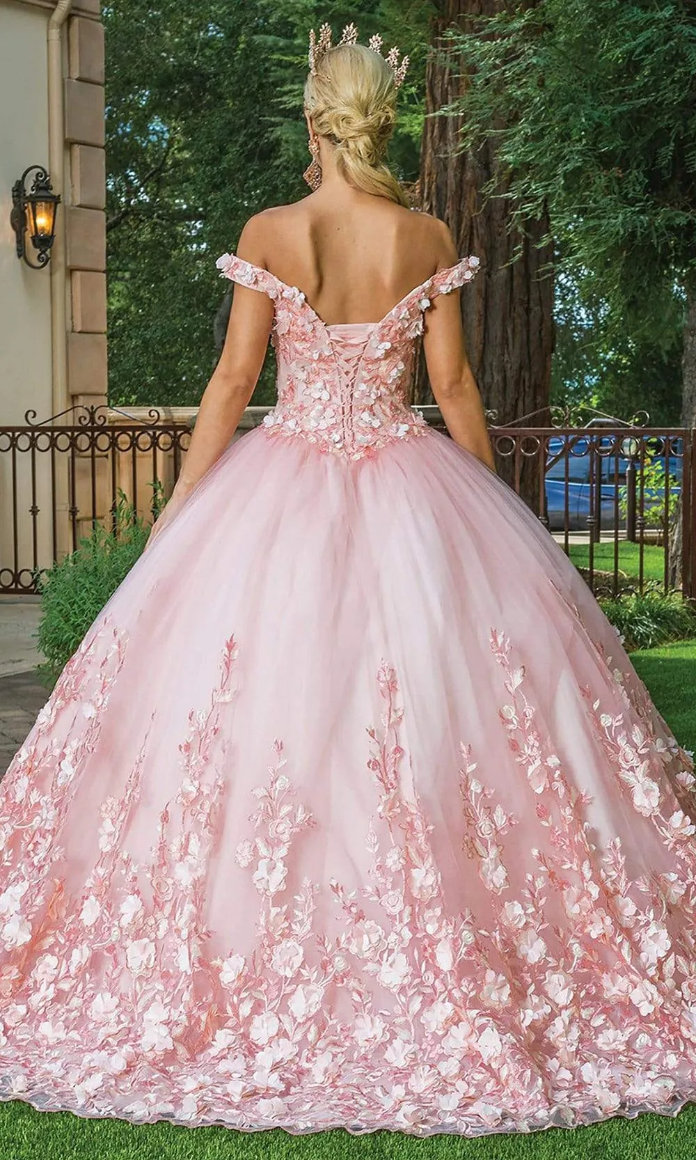 CloverBridal Vestido De quinceañera, traje De baile sin hombros, apliques florales en 3D, color rubor, WQ9718