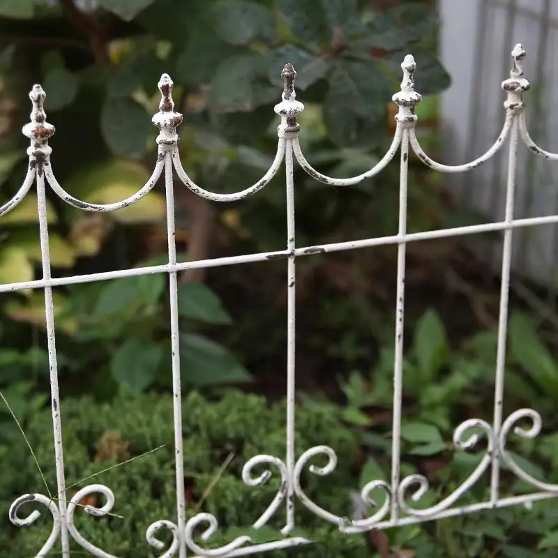 Vintage Metal Garden Border Fence, Decorative Flower Bed Edging Panel, Cottage Garden Lawn Border, Sharp or Rounded Spear Iron