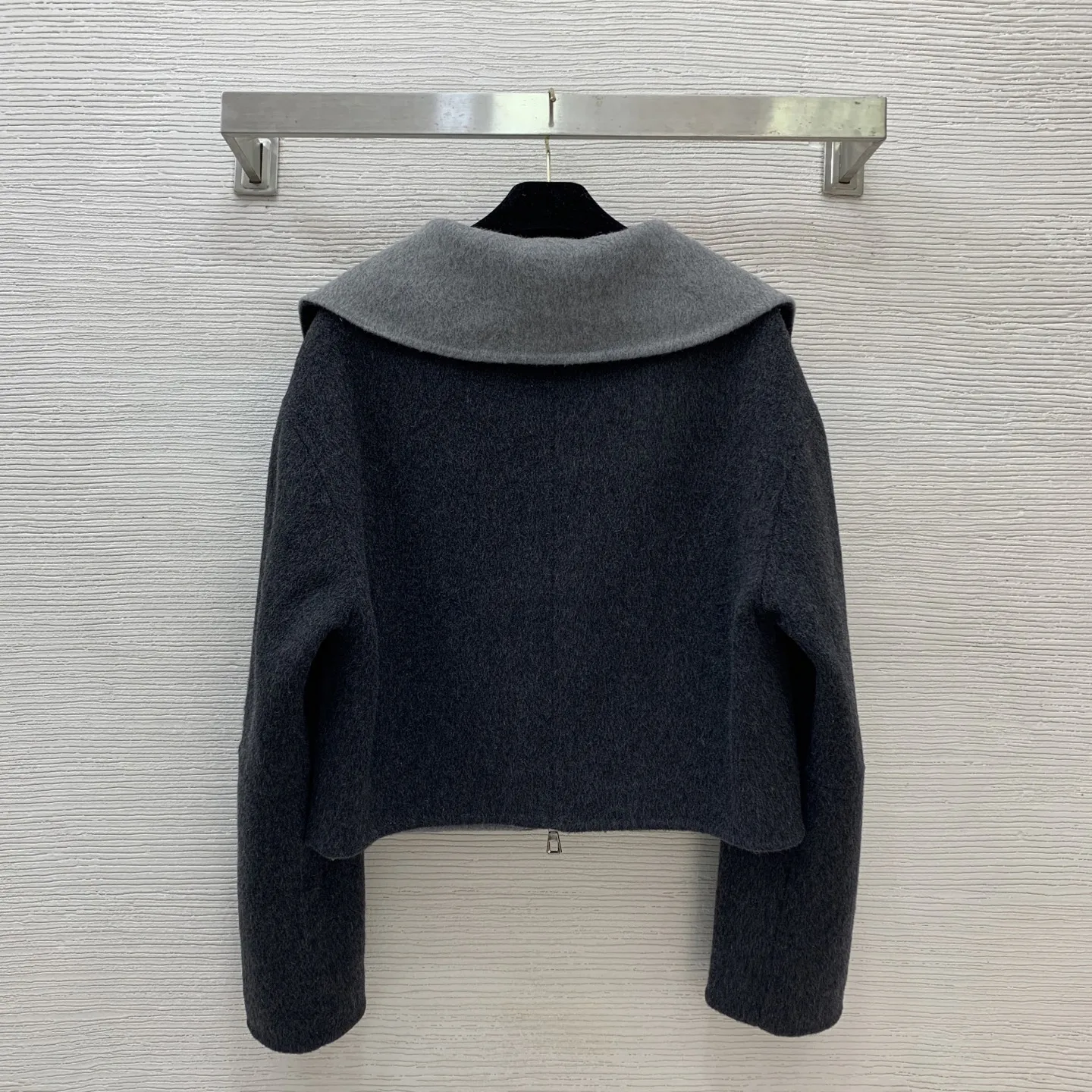 Women's new workwear style flip cover double pocket large lapel zipper placket double-sided woolen short jacket