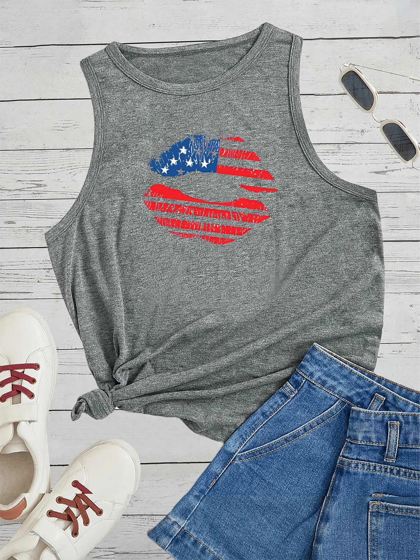 Red Purple American Flag Big Red Lips Kiss Fashion Funny Sports Women's Tank Top Loose O Neck Sleeveless Casual Tank