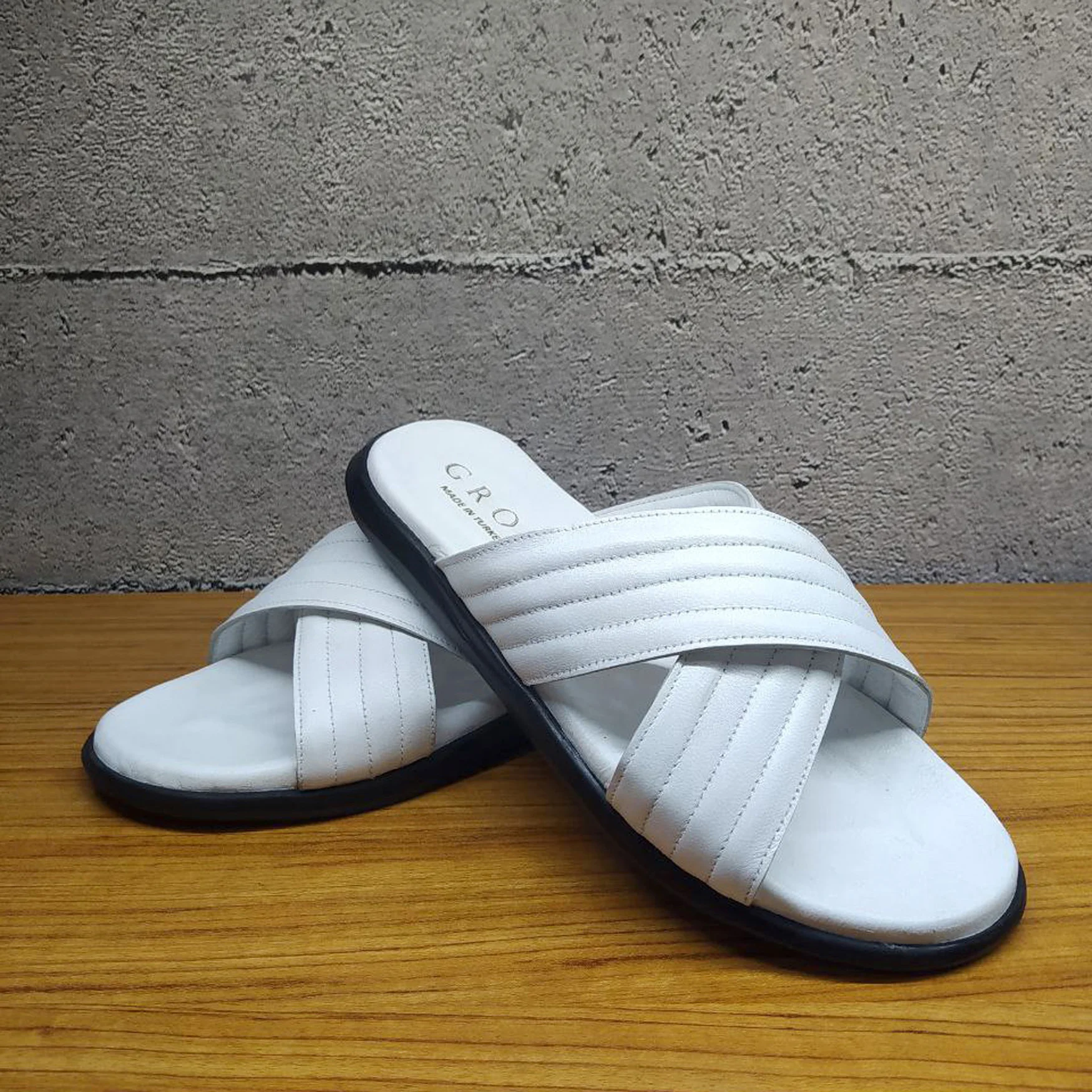 

GROZ White Leather Slippers, Real Calfskin, Soft Striped Lightweight Sliders for Travelling Outdoor Sandals, Summer Collection