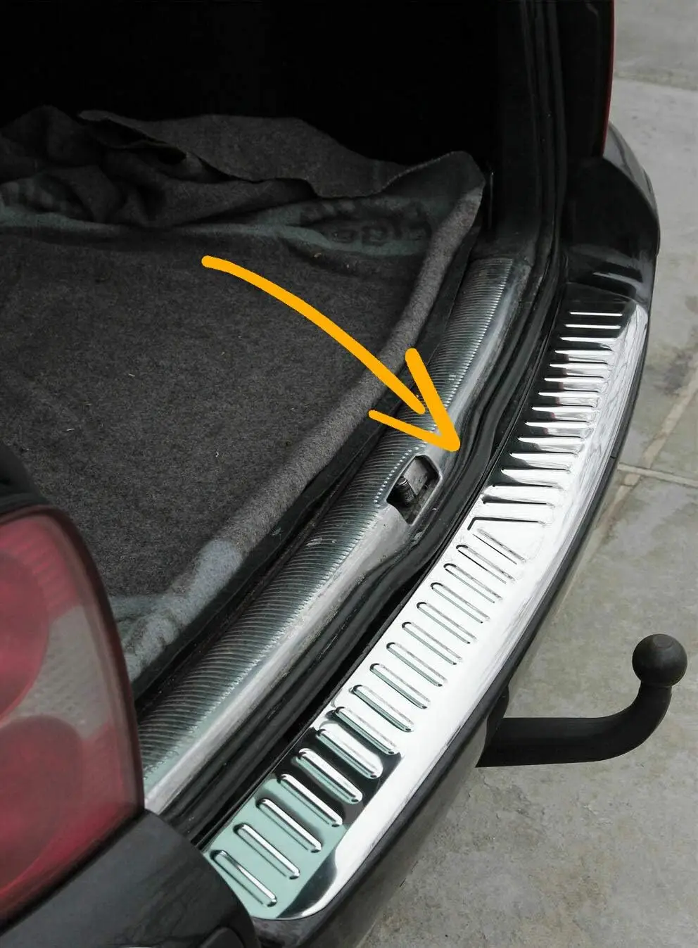Protecteur de pare-chocs arrière chromé, protection de bord de coffre cargo en acier inoxydable, massage pour VW PASSAT B5 VARIANT, 3B, 3BG, 1997-2005