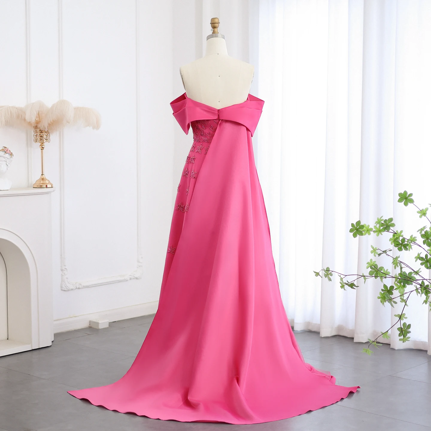 Sharon Said Luxuriöses gelbes Satin-Abendkleid aus Dubai mit Cape, schulterfrei, für arabische Frauen, Hochzeitsfeierkleider SS455, maßgeschneidert – Detail 35