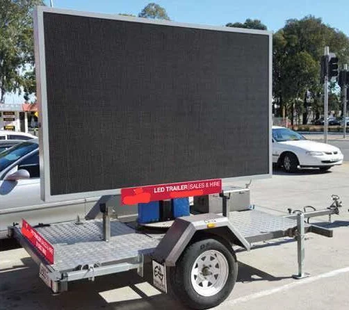 Panneau d'affichage LED mobile pour camion à vendre, panneau d'affichage solaire, écran solaire 62 LED, remorque mobile à vendre