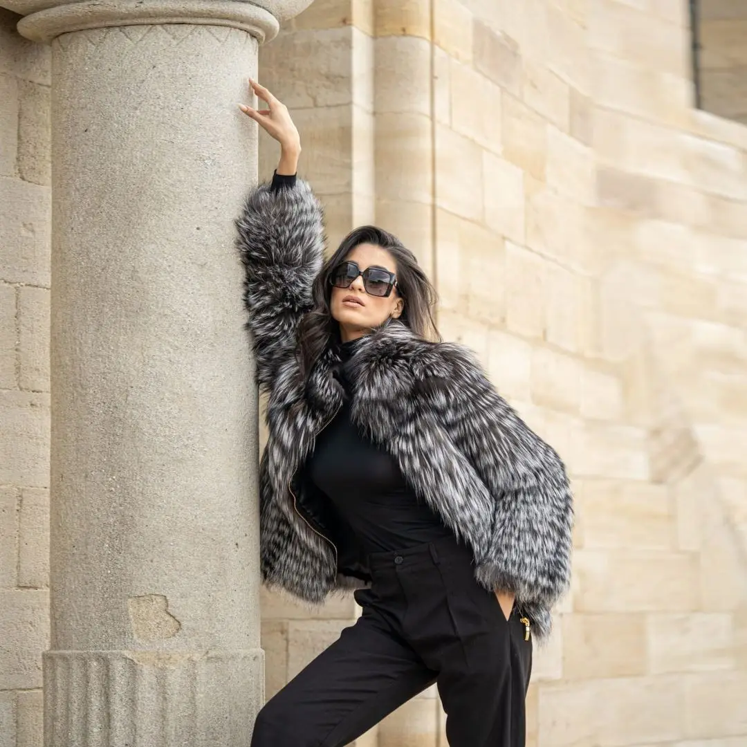 Real Silver Fox Fur Jacket for Women Winter Outwear High Quality Genuine Leather Natural Silver Fox Fur Coats with Stand Collar