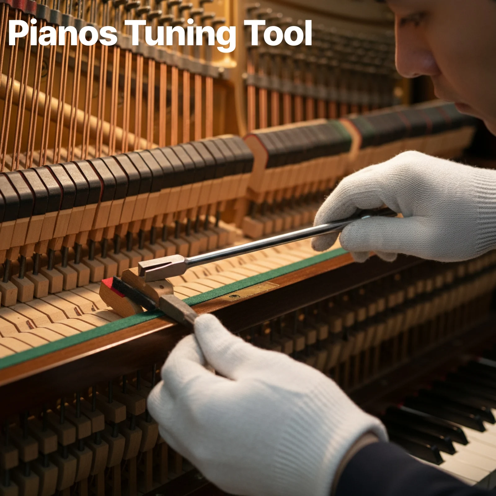 

Набор инструментов для настройки пианино: молоток, регулятор обратной регулировки, серебристый аксессуар для точного обслуживания фортепиано