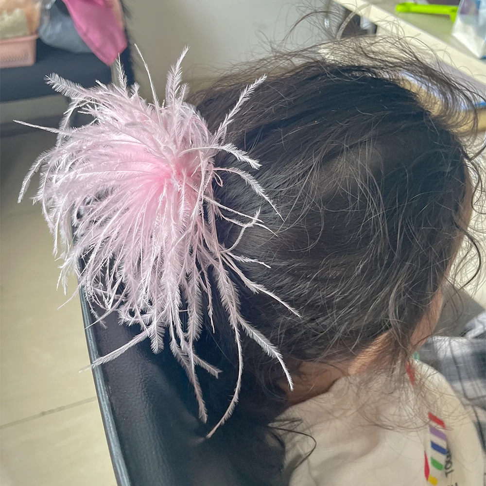 1 pezzo di accessori per fermagli per capelli in piuma rosa per bambini Clip per ragazze Fashion Party Dance eseguire copricapo fiore