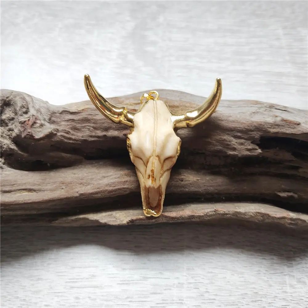 

FUWO Wholesale Longhorn Cattle Skull Pendant,Golden Plated Resin Tombstone Charm Vintage Western Jewelry 5Pcs/Lot PD056