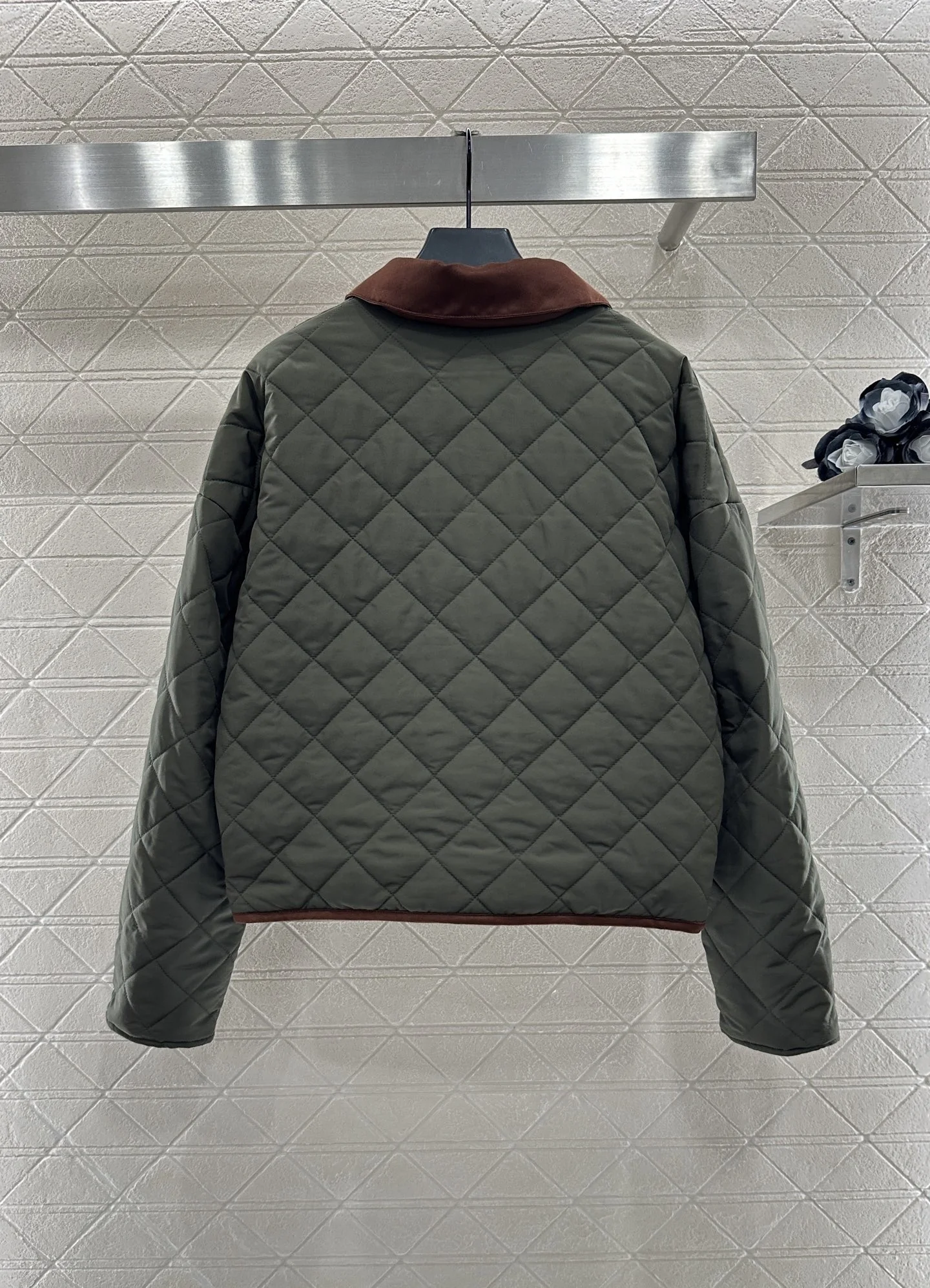 

2025 Women's Imported Nylon Puffer Jacket Weather-Resistant Lightweight Warm Down Alternative Coat Winter Windproof
