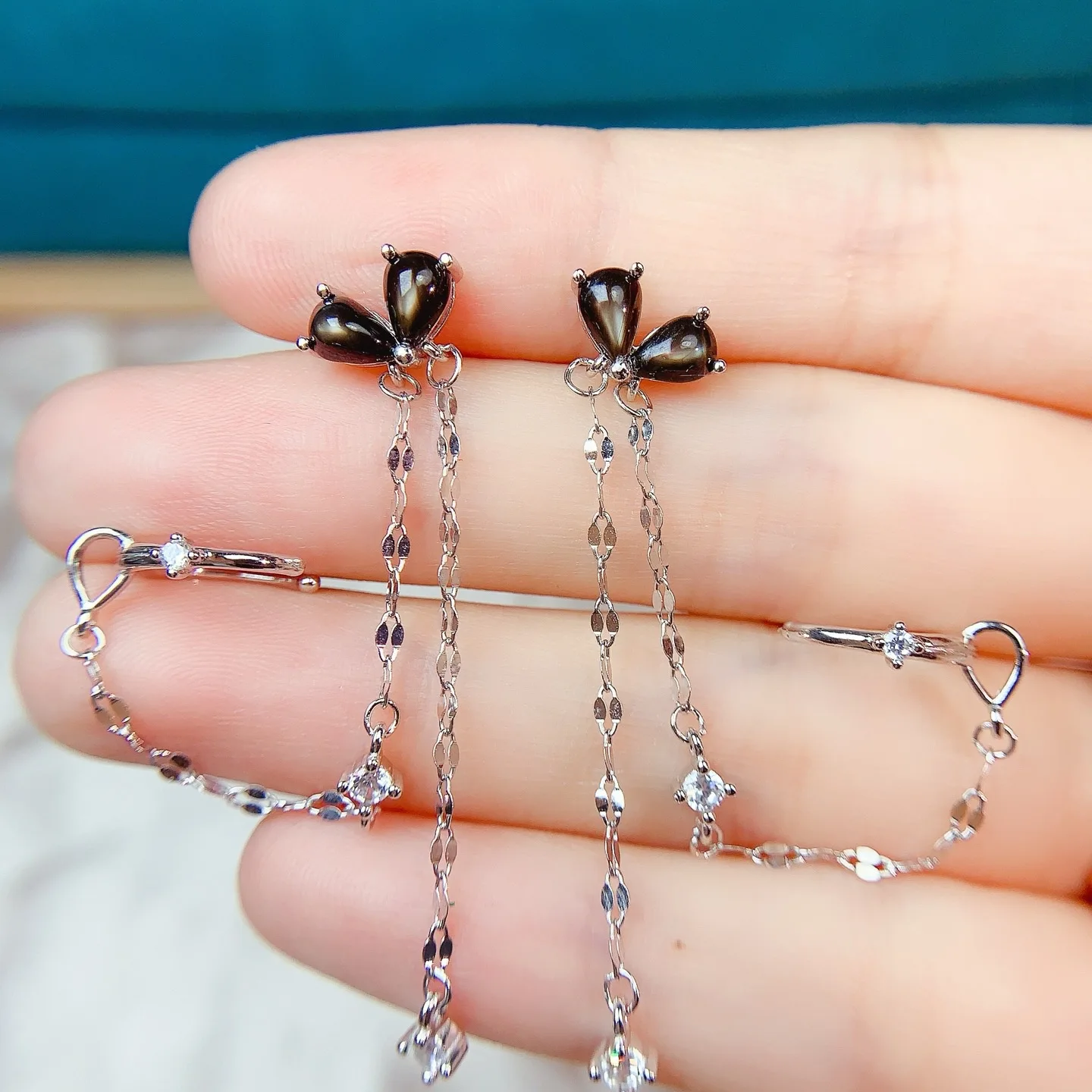 

KJJEAXCMY Boutique Jewelry Girls' Natural Black Starlight Sapphire Earnail Earbone Clip 925 Pure Silver Plated Platinum Christma