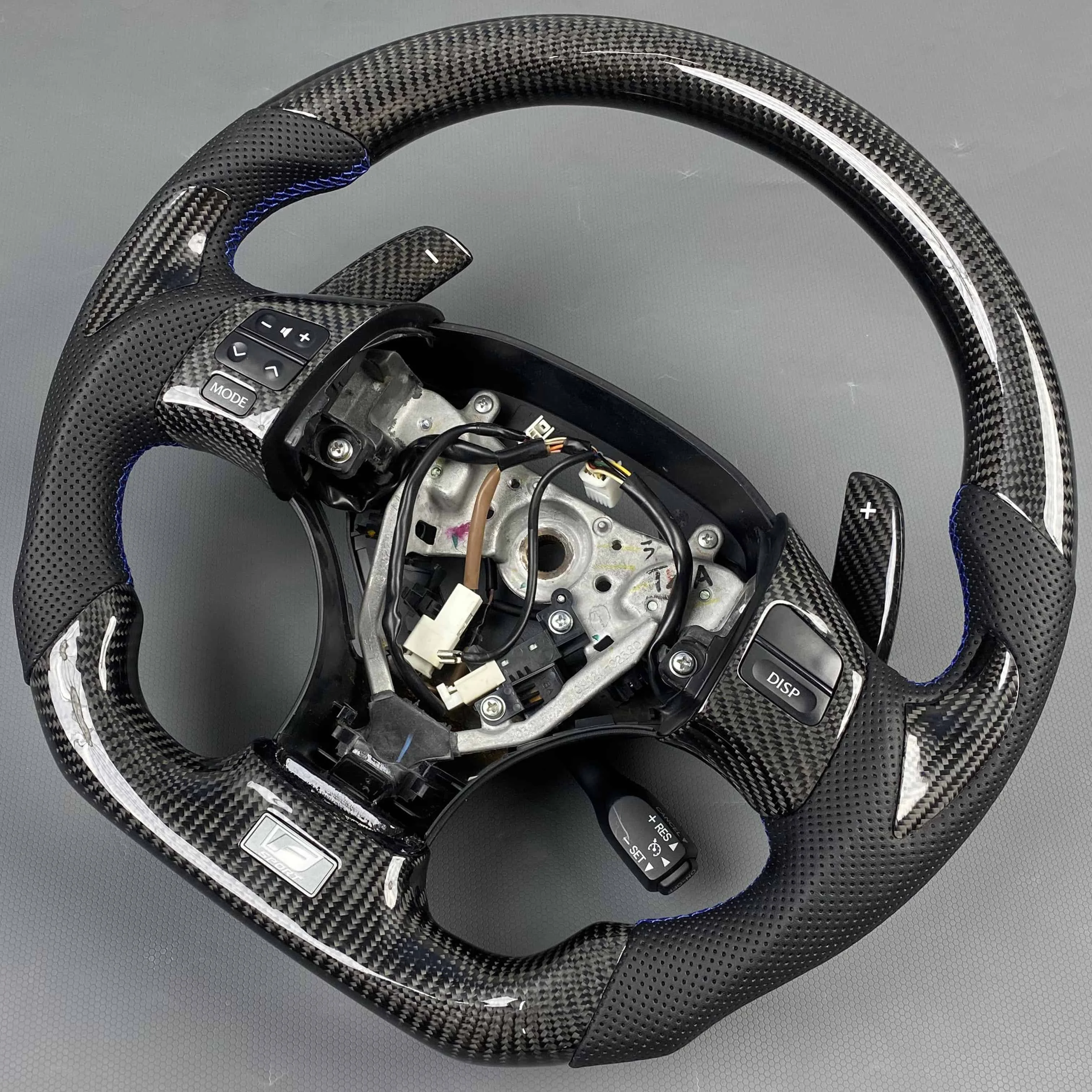 Customized Carbon Fiber Steering Wheel for Lexus IS ISF IS250 IS300 2005 2006 2007 2008 Car Shift Paddle Accessories