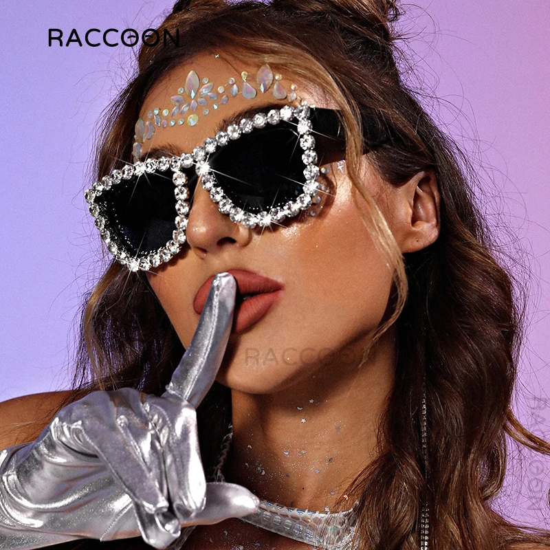 Rhinestones Cat Eye Glitter Sunglasses Women Cateye Vintage Sparkling Crystal Diamond Sun Glasses Model Catwalk Bling Eyewear