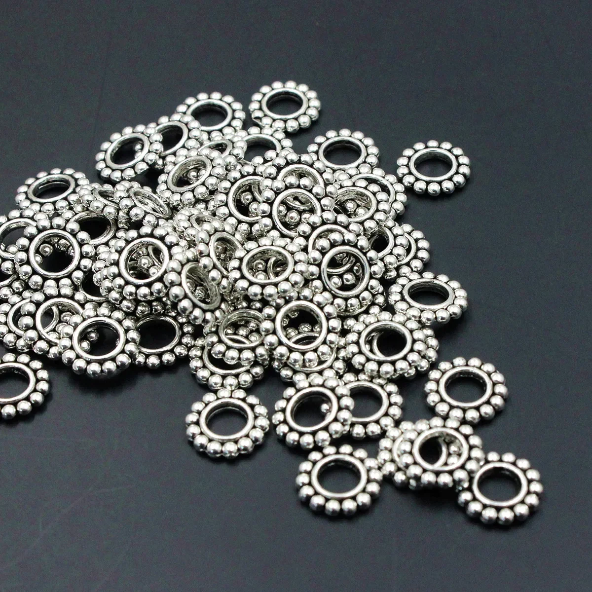 Onefrezowanie 7mm 10mm moda Metal Spacer kwiat kule DIY akcesoria do wyrobu biżuterii otwór 2mm 4.5mm 100 sztuk 200 sztuk K04602 — zdjęcie 2