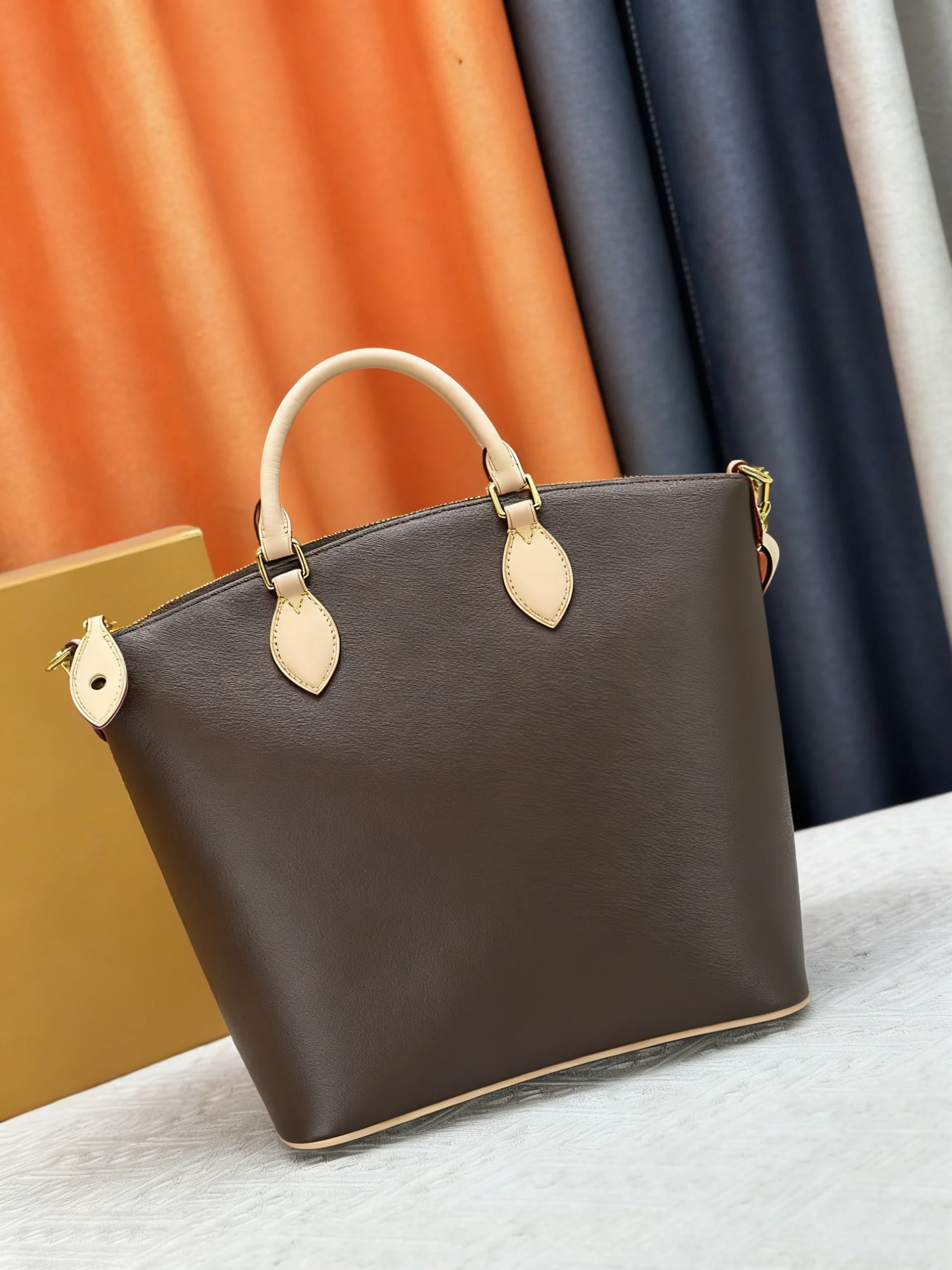 

2025 Новый РАЗМЕР: 36X30X15 СМ Модные универсальные сумки кожаные Портативный плечевой ремень Ручной без коробок