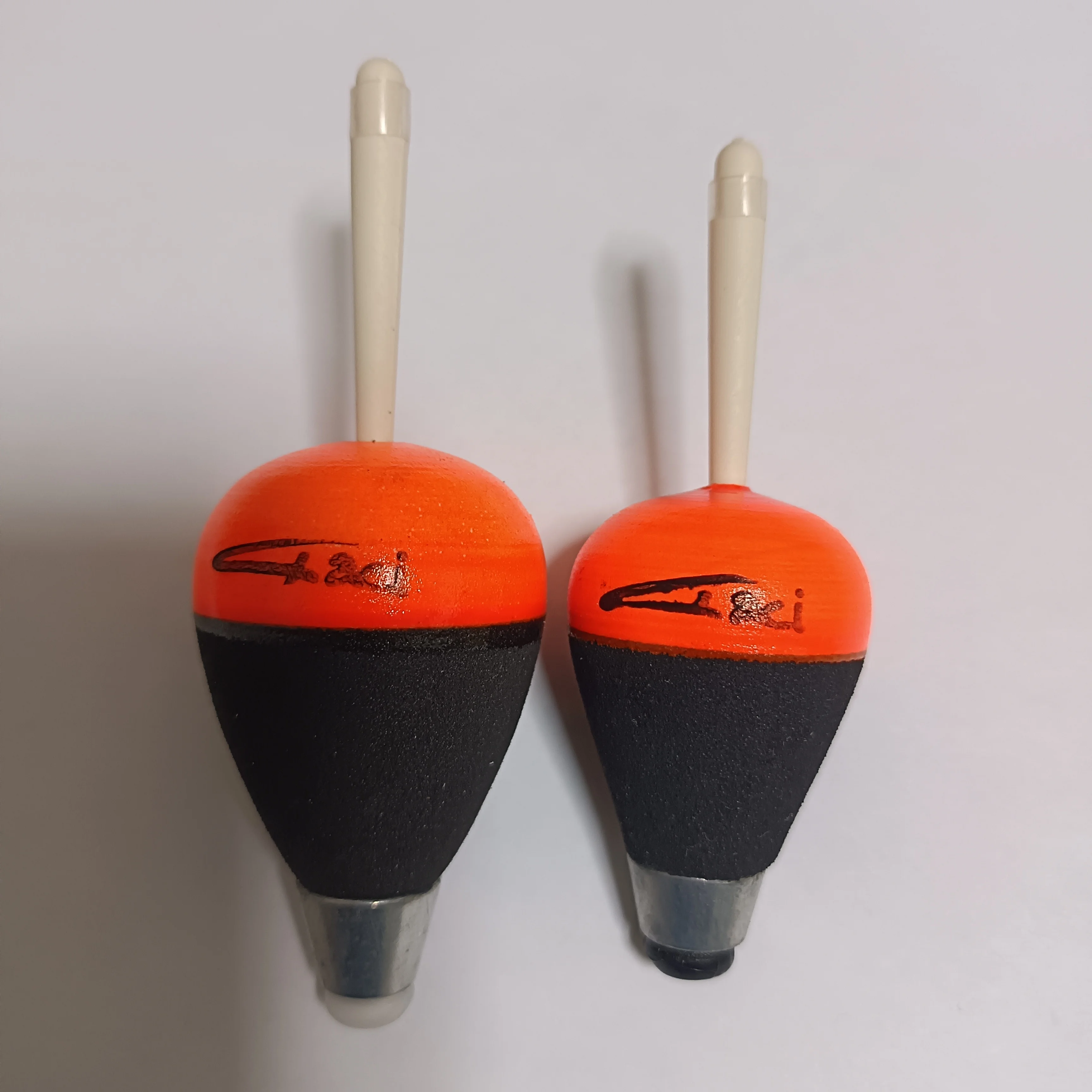 Lot 3 Gaci P1 OR P2 plumb orange buoys very well finished. Sea, Xargo, good sea