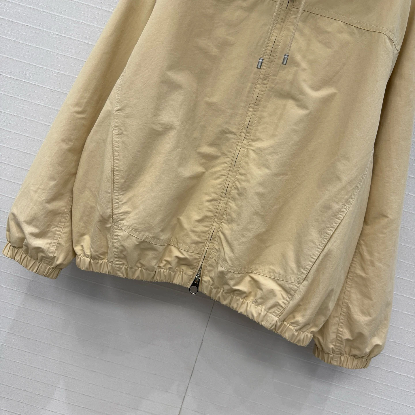 Nouvelle Veste Coupe-Vent Pilote Femme Printemps 2026, Blouson à Capuche, Manteau Anti-vent, Haute Qualité, Simple et Tendance, Idéal pour les Trajets Quotidien