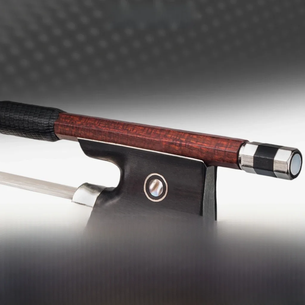 Naomi Luxuriöser 4/4 Violinbogen aus Kohlefaser, Stick, Pernambuco-Furnierbogen, Ebenholzfrosch mit Pariser Augen-Inlay, gut ausbalanciert, Violino Arco