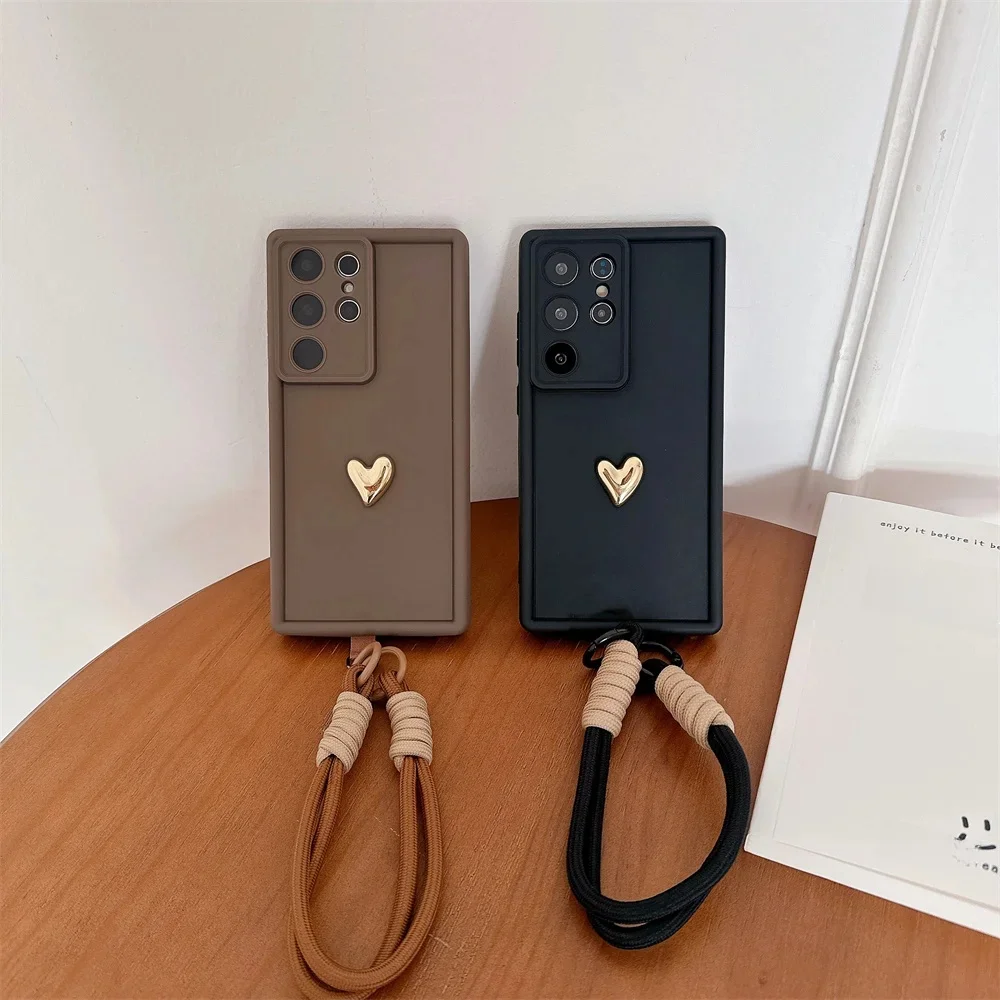 Étui avec dragonne en forme de cœur doré 3D, pour Samsung Galaxy S25 Ultra S23 S22 Plus S24 S21 FE Note 20 A56 A55 A36 A35 A26 A16 A15 5G