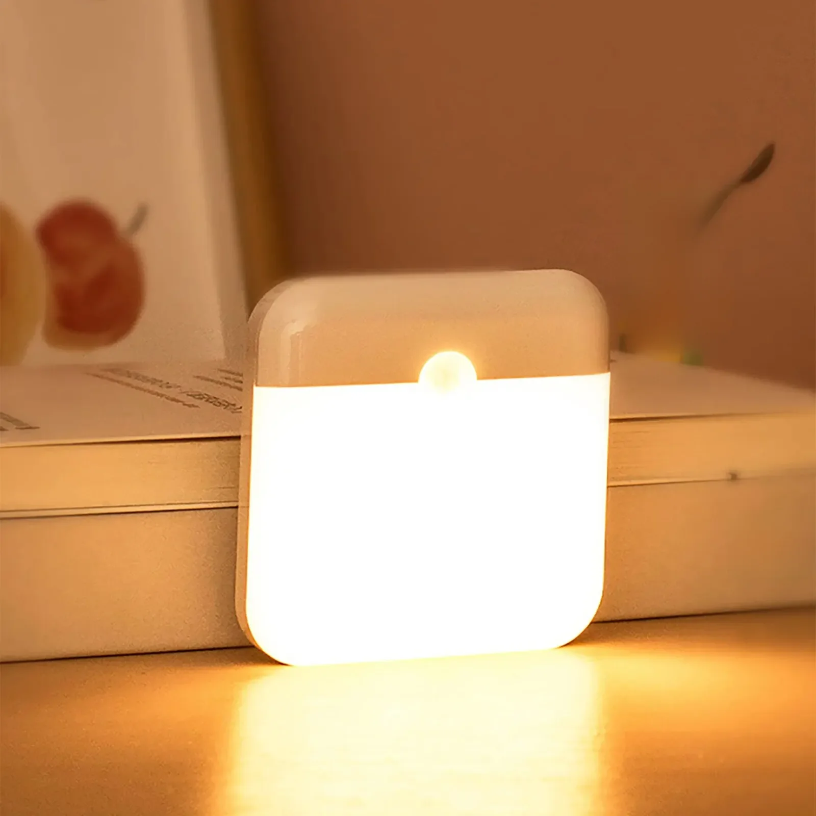 LED draadloos nachtlampje, menselijke bewegingssensor lantaarn oplaadbare wandlamp, voor kamperen zomertrap kast keuken toilet - afbeelding 2