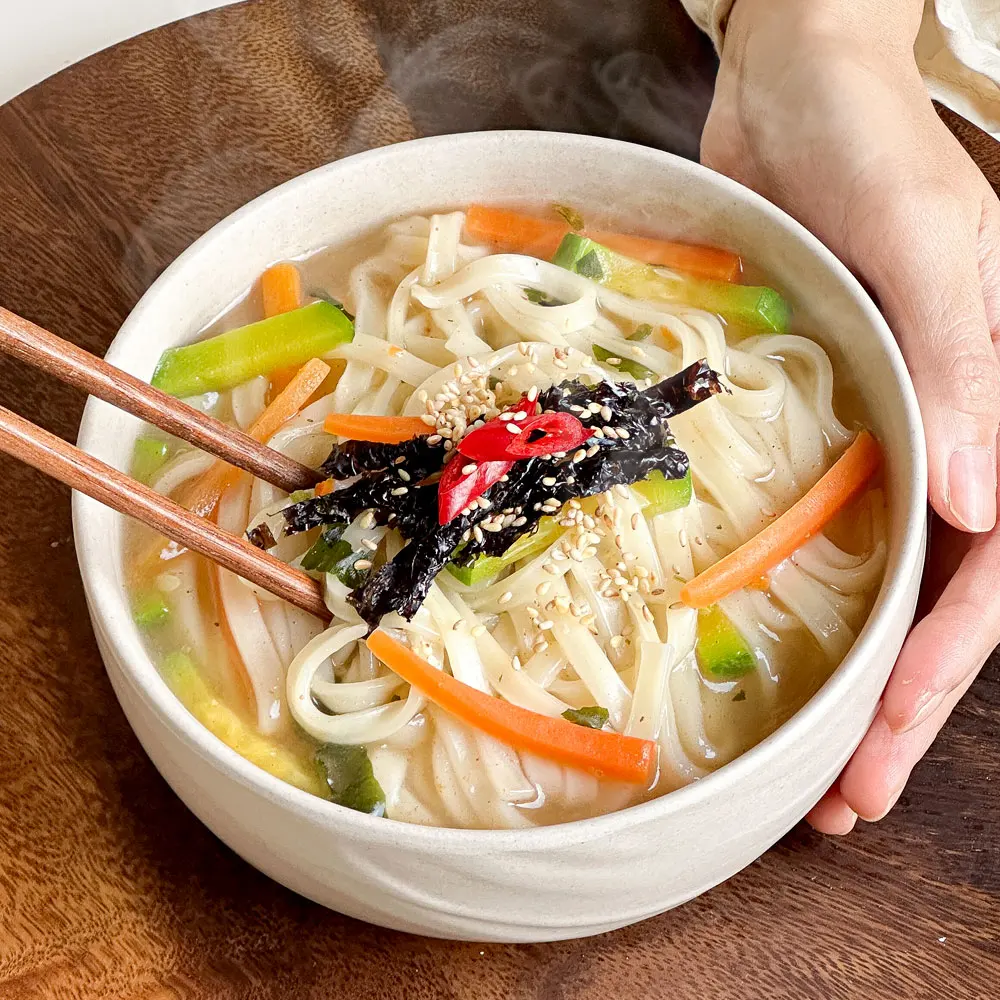 مصنع كالكين سو التقليدي ، اثنان بعمر 26 سنة