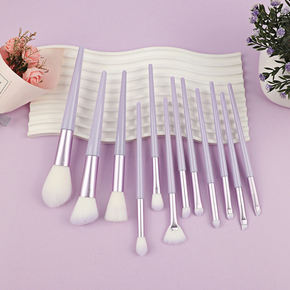 12 peças conjunto de pincéis de maquiagem sombra fundação pincel de maquiagem feminino blush corretivo mistura escova beleza conjunto de ferramentas de maquiagem macia