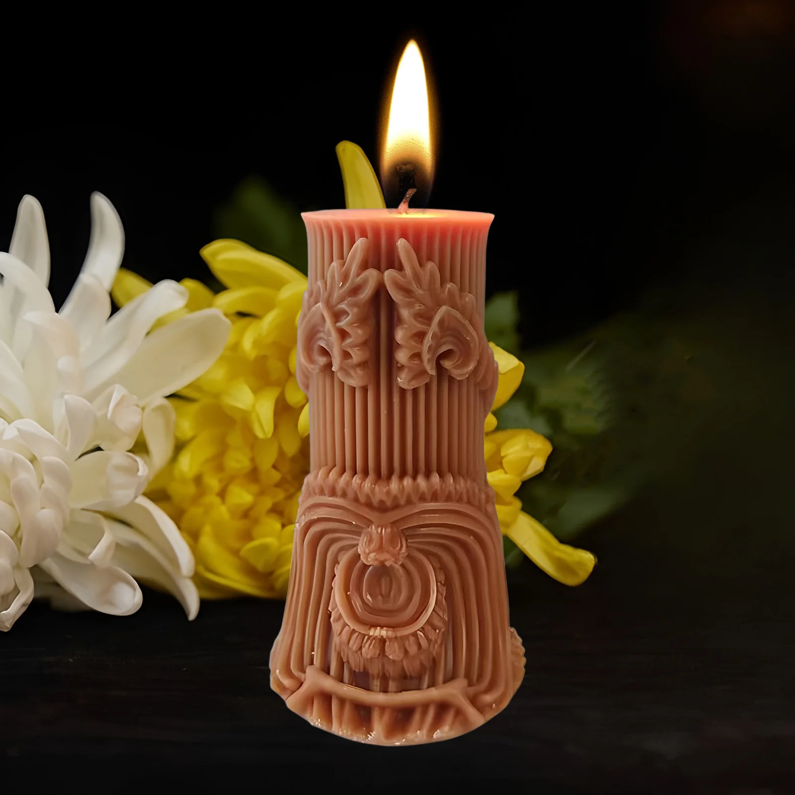 

Vintage European Embossed Pillar Scented Candle Retro Home Decoration Aromatherapy Candle with Vine Texture for Cozy Atmosphere