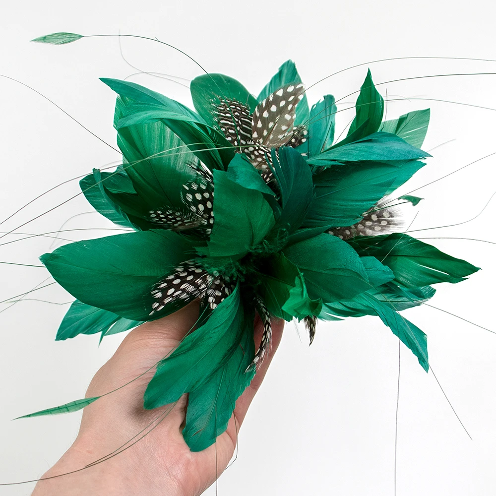 1PCS Green Feather Flower Brooch&Clip Headpiece Pin Hairclip for Ladies Plumage Accessories Fascinator Headdress With PLUMAS