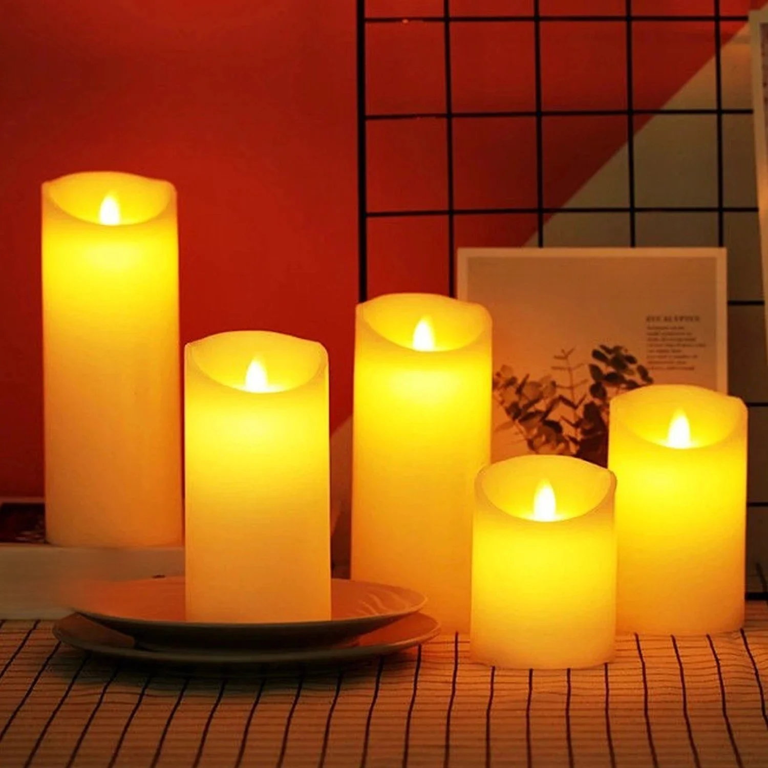 LED Electronic Candles With Head Movement Function Are Suitable for Decorating Electronic Candles Under Christmas Atmosphere Lig