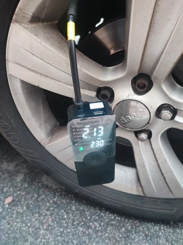 VanVolt AirGo™ Cordless Digital Tyre Inflator - Portable 150 PSI Air Pump photo review
