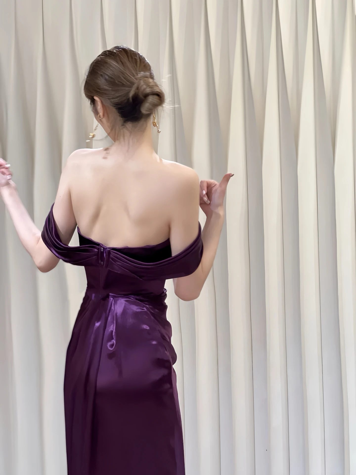 

Elegant Purple Evening Dress Extravagant Backless Off The Shoulder Pleat Mermaid Trailing Special Occasion Celebrity Prom Dress