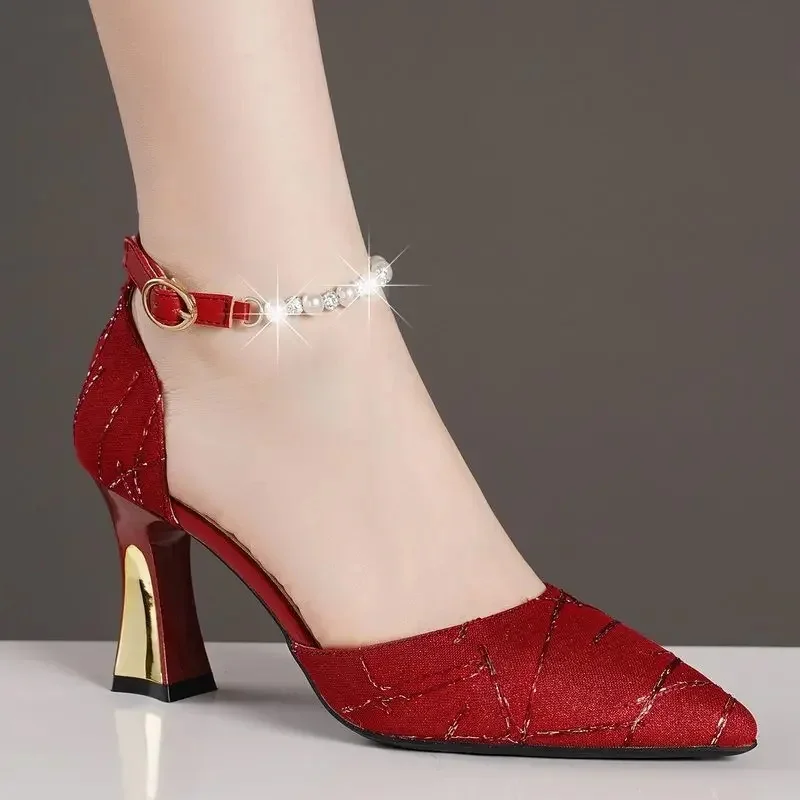 Escarpins à perles à pointe pointue pour femmes, sandales à talons hauts, chaussures de luxe pour femmes, tendance Mary Jane, 2024