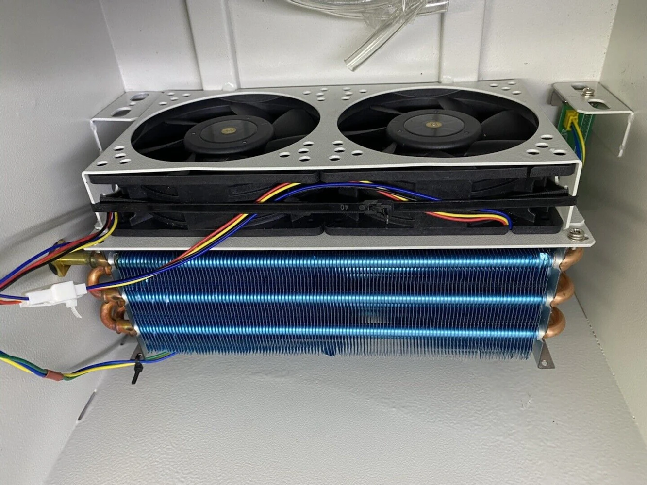 Резервуар масляного охлаждения для Bitmain S19/S19JPRO/S19PRO/S17 серии или Innosilicon A11 Overclock