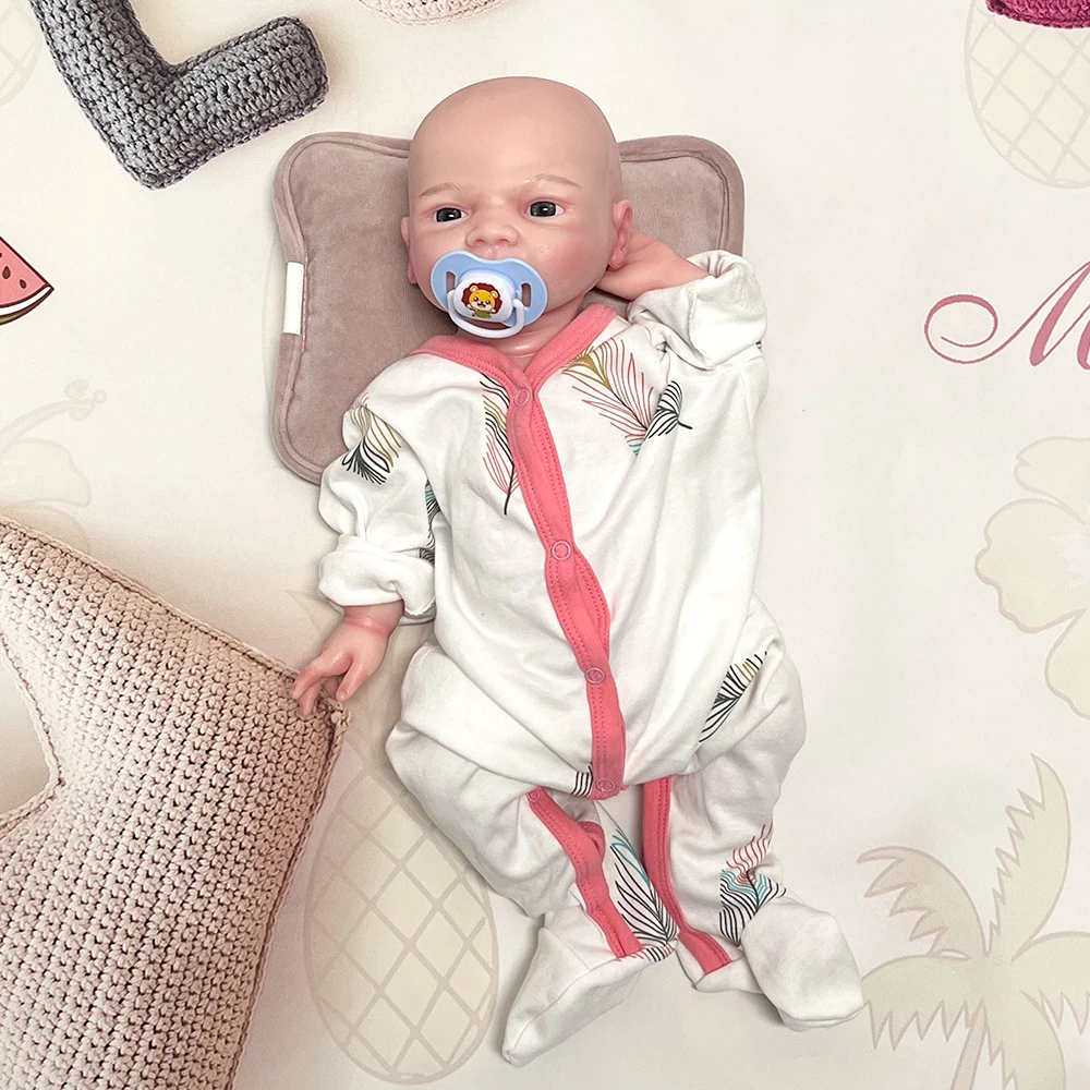 Bambola rinata con vera pelle e silicone morbido per tutto il corpo, la prima scelta per anziani e bambini per accompagnare la gravidanza