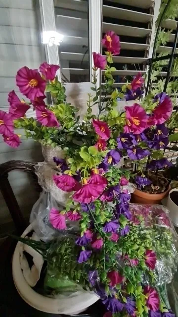 4Bundles Artificial Flowers Fake Silk Morning Glory Flower Eucalyptus Plants UV Resistant Garden Summer House Outdoor Decoration photo review