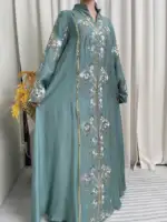 Abaya musulman sarcelle 2025 avec col montant et broderie florale exquise, idéale pour les festivités islamiques et les célébrations du Ramadan 4