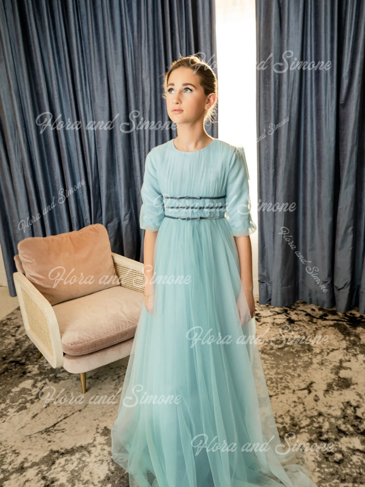 فستان فتاة الزهور الجميل الأنيق المصنوع من الشيفون الأخضر المخصص لحفلات الزفاف وحفلات الاستقبال الرسمية والمناولة الأولى