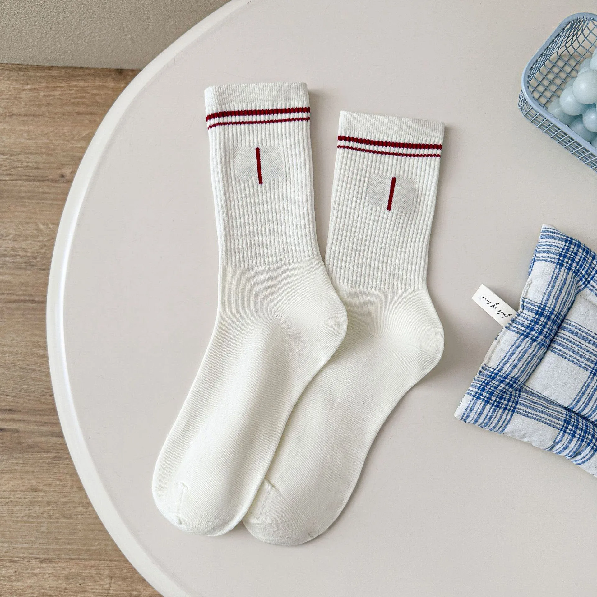 Calze da yoga e pilates in cotone, a metà polpaccio, traspiranti, morbide, ideali per allenamenti indoor, barre, balletto, attività sportive e uso quotidiano.