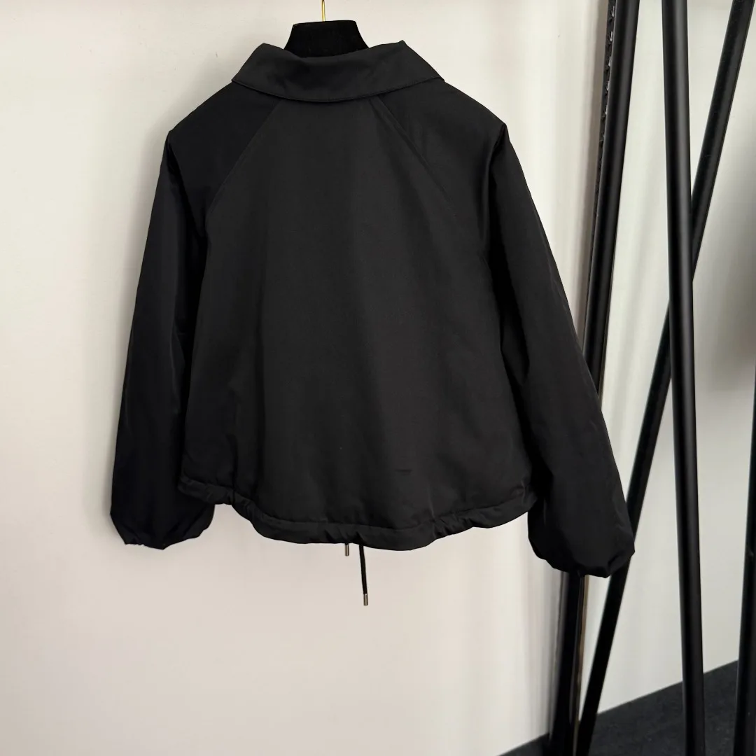 

Autumn-Winter 2025 New Embroidered Turn-Down Collar Jacket for Women: Casual Long-Sleeve Zip-Up Cotton Coat